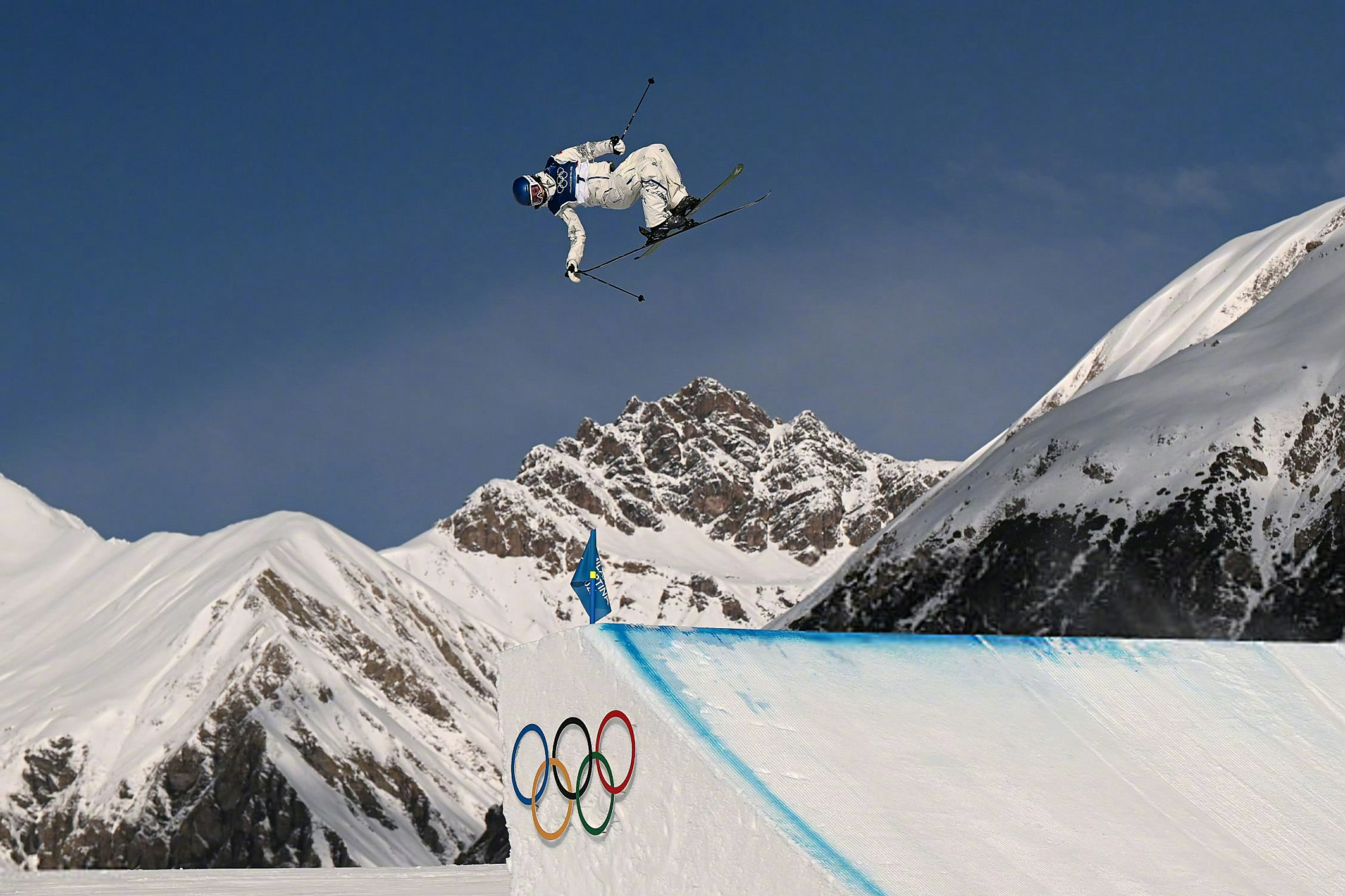 米兰冬奥首金诞生 冬奥会确实关注度没有夏季奥运会高，这都又一届冬奥会开幕了，你们