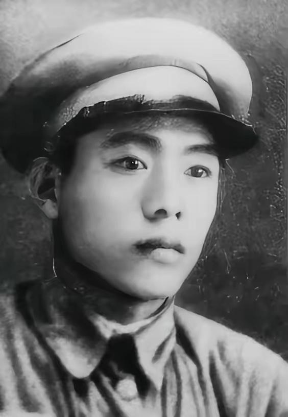 1955年，志愿军翟文清衣锦还乡，全村五十余同乡只剩他一人归来
1955年冬天，