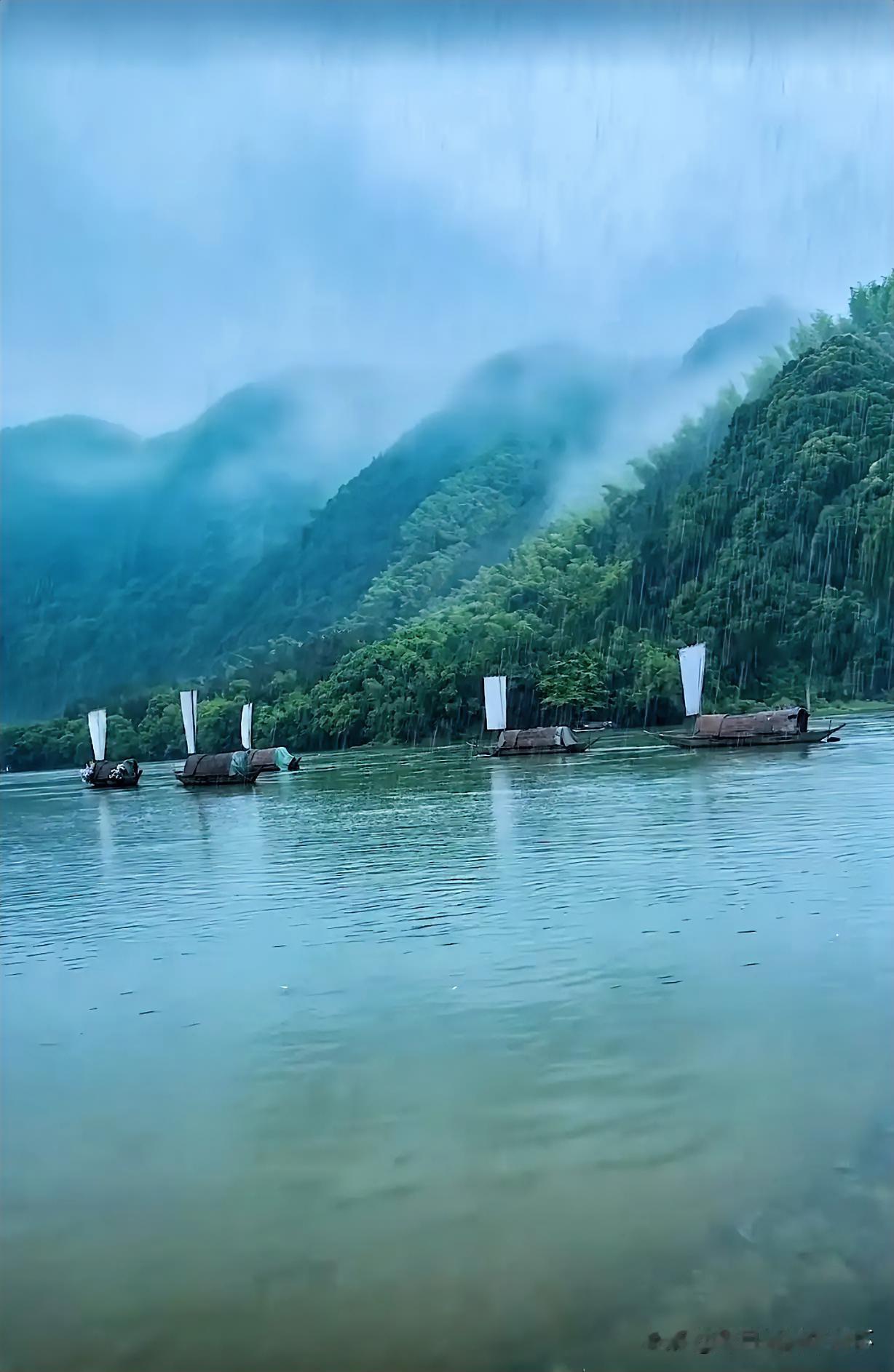 下联：暮雨荒台断岸潮
上联：有请雅士[玫瑰][玫瑰][玫瑰]