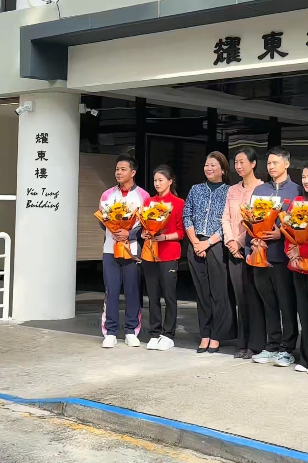 12月12日，中国跳水队运动员梦之队一大早来到澳门大学，参加交流活动，这次交流的