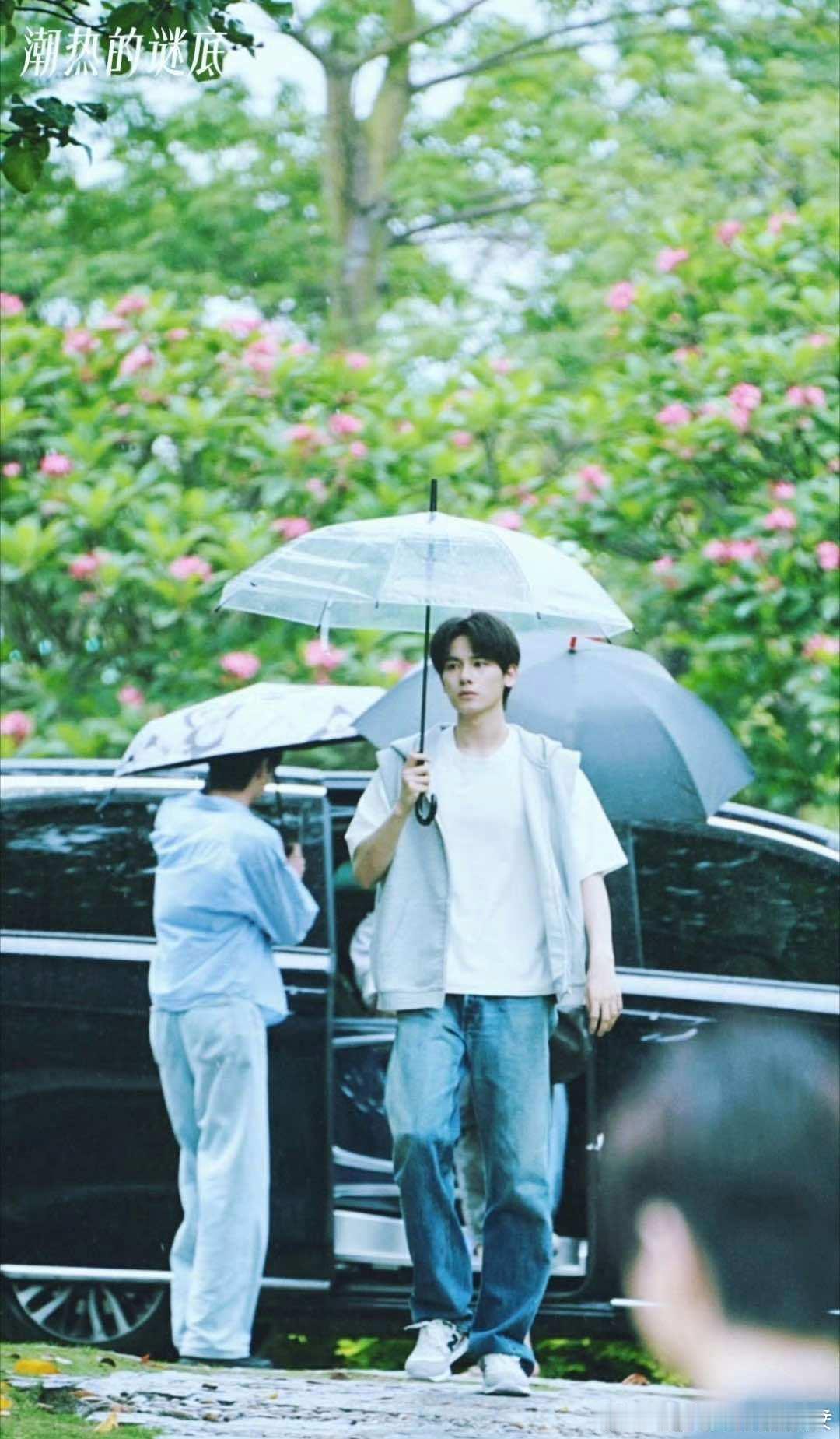 学长胡先煦胡先煦现偶妆造好清新的少年感，学长胡先煦好对味吧 