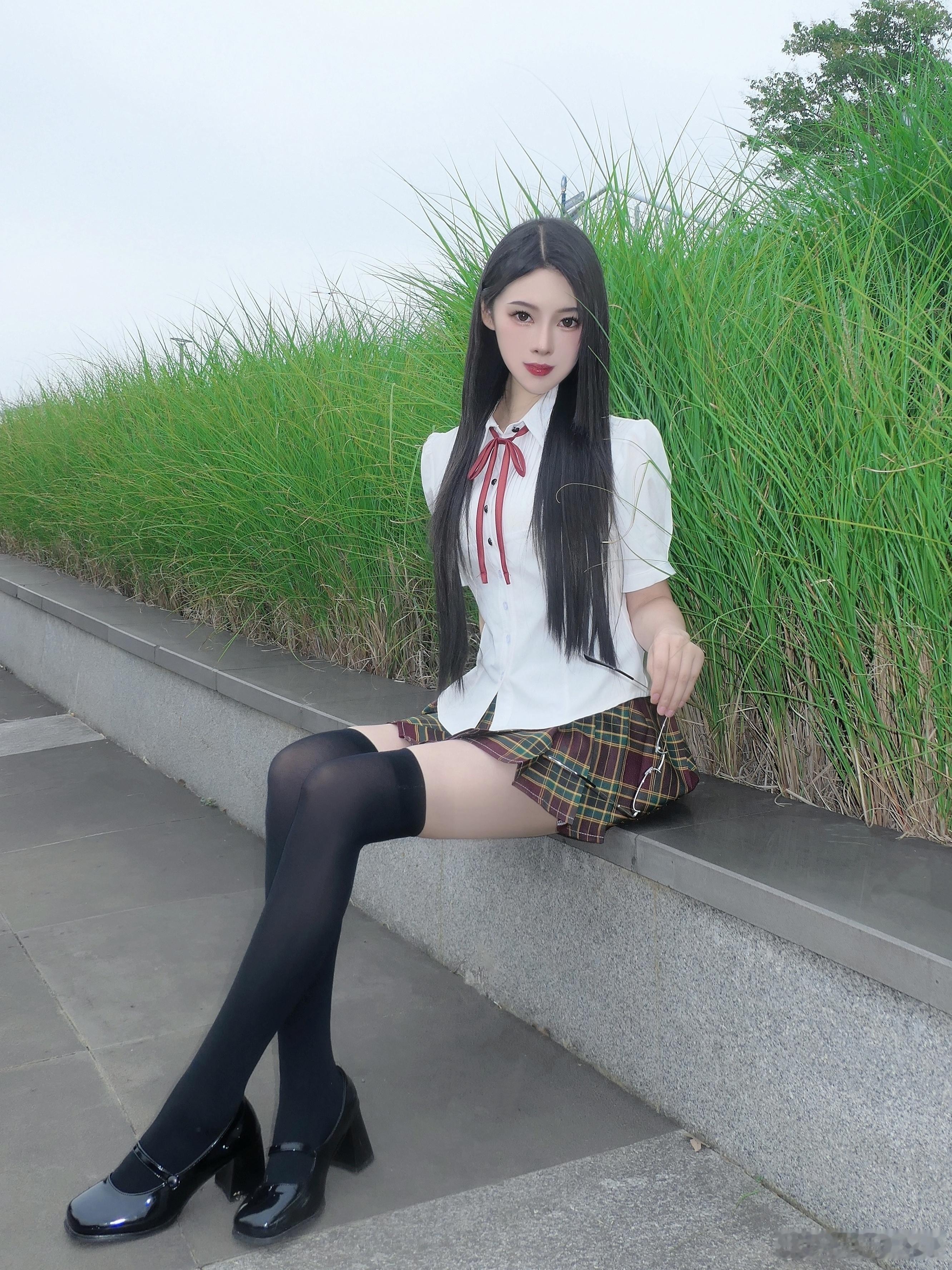 学姐来咯☔️ ​​​