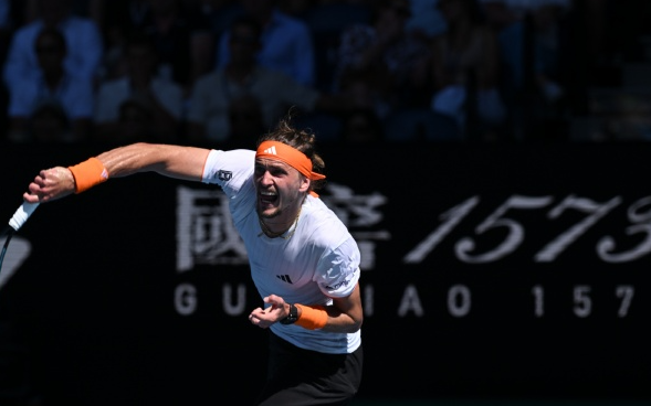 兹维列夫大满贯对TOP10战绩4胜13负，1973年以来最低