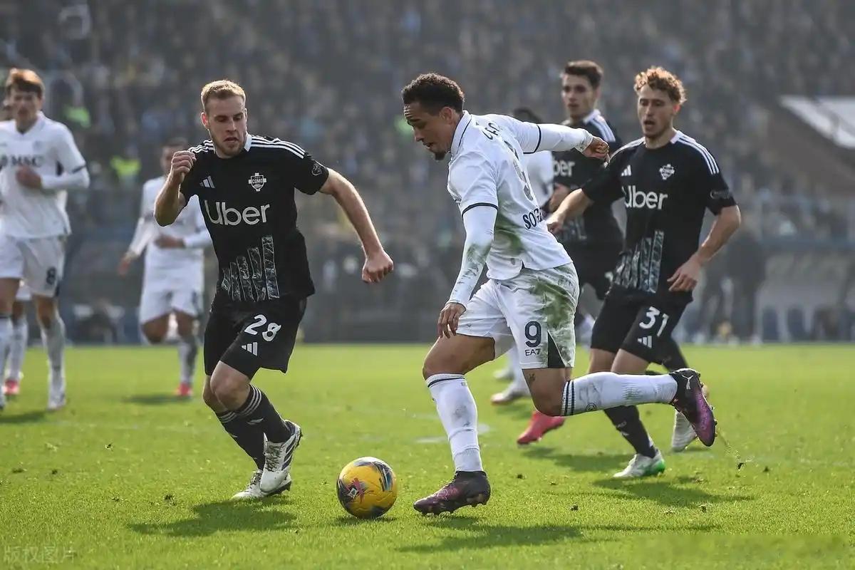 今日免费赛事情报更新！002 意甲 罗马vs科莫实力战意1.意甲劲旅罗马队14轮