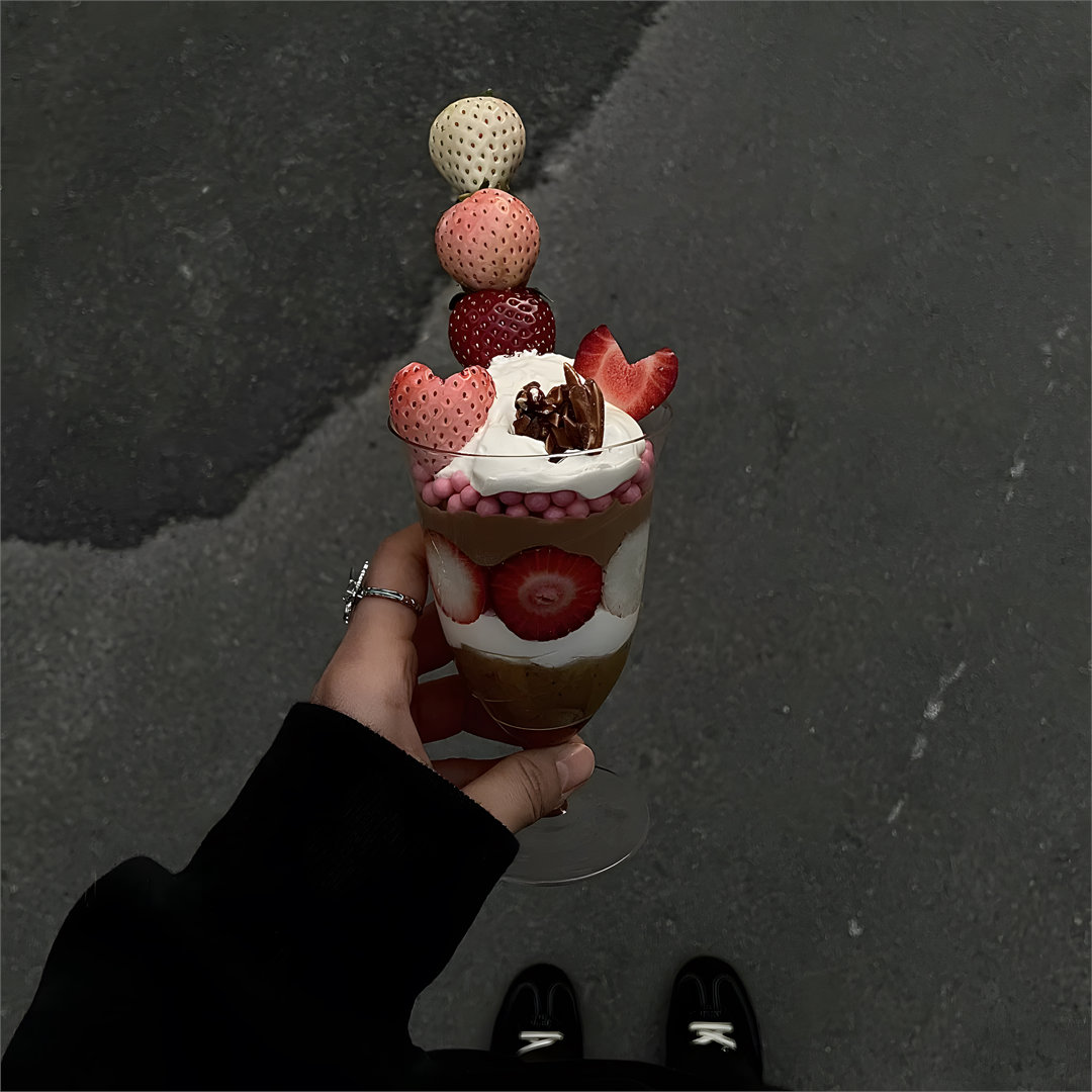 𝗧𝗼𝗱𝗮𝘆⸜❤︎⸝每天𝒆小𝒎𝒐  生活𝒉𝒂大𝒑𝒑𝒚☻！