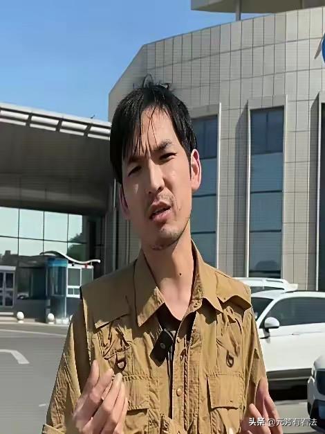 铁头二进宫，被判了八年，团队中最高获刑的高达十三年。从这个刑期来看，他们的罪行还