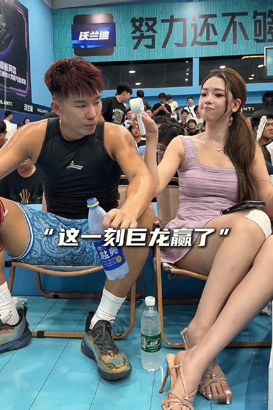 百分大战，只输了古德温8分，周楷恒确实可以了！

一场街球主导的百分大战，周楷恒