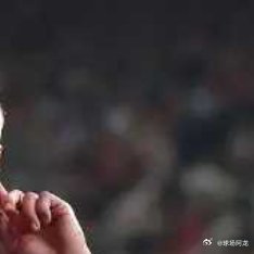火出圈！哈兰德世界杯“偷喝”对手门将水 带头划船庆祝太燃在世界杯I组第二轮小组赛