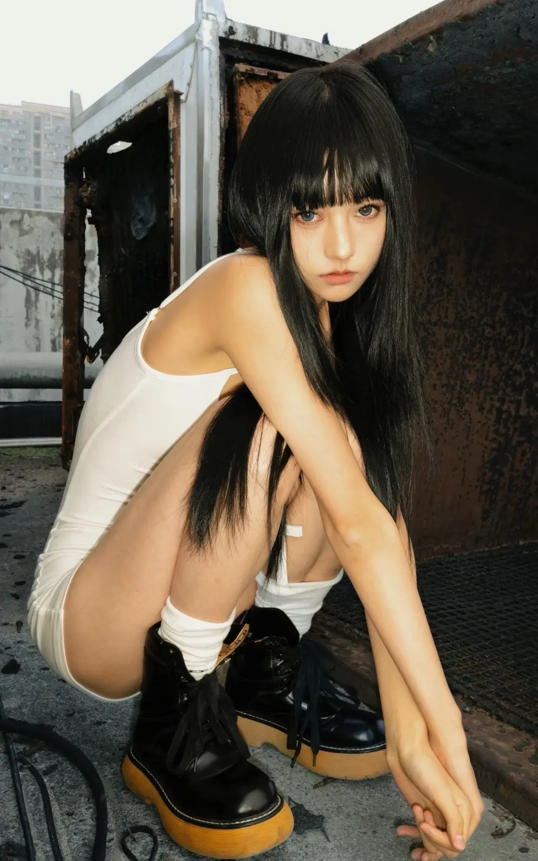 废墟地丧彪。瞪你没脾气 MODEL：疑问老师