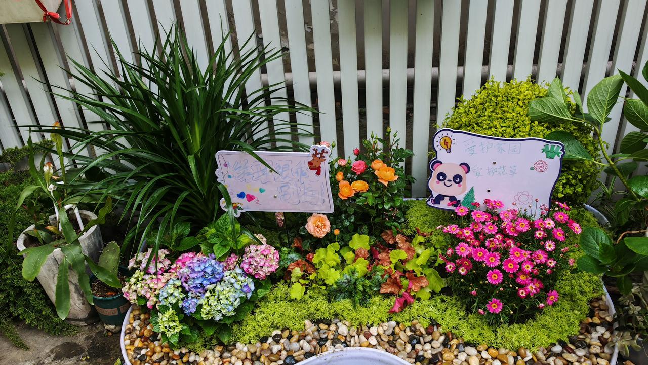 全家星座配置：白羊妈妈+土象老公+土象女儿。
我负责冲锋陷阵、快速解决问题，
他