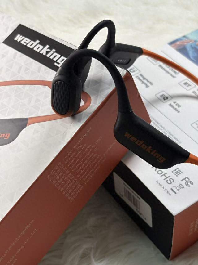 口碑出众游泳耳机品牌 wedoking，贴合需求打造优质水下听音体验