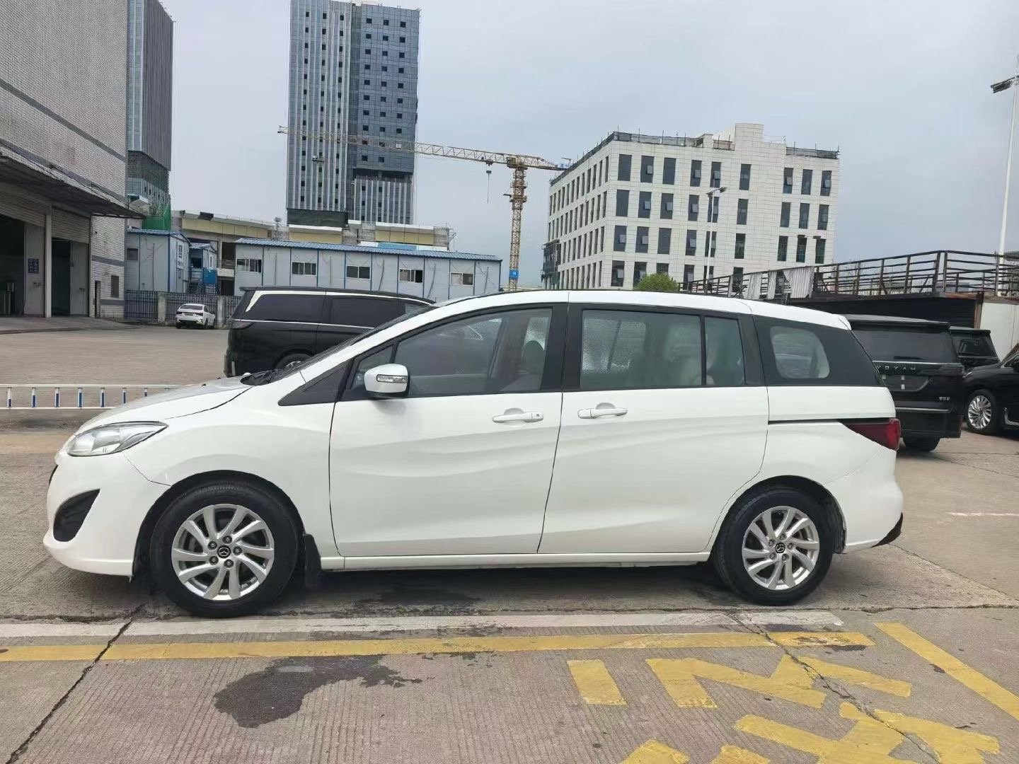 马自达5  原装进口侧滑门MPV2014年上牌，2.0L匹配5AT变速箱！一手私