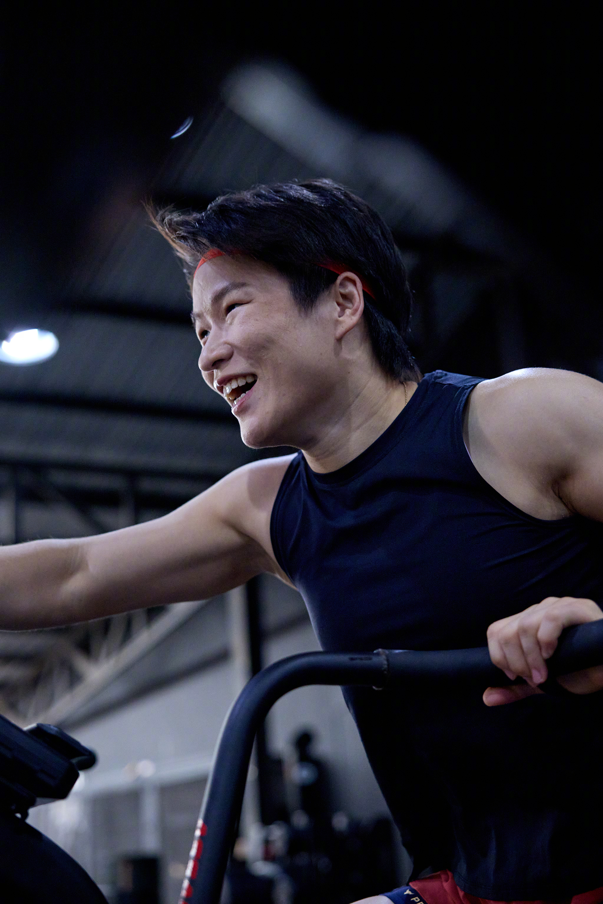 北京时间11月16日，在纽约麦迪逊广场花园举行的 UFC 322 联合主赛中，U