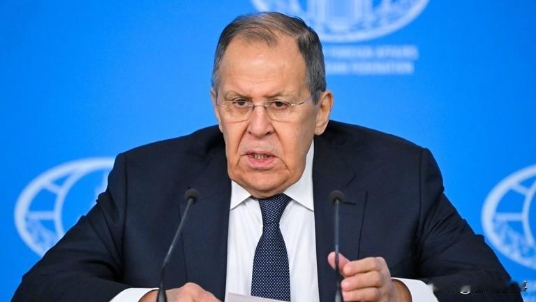 全球规则已被“扔出窗外”，俄罗斯表态！

俄罗斯外长拉夫罗夫20日在记者会上公开