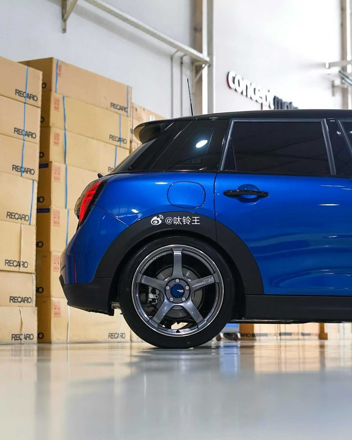 全新 在库日本ADVAN TC4  GMR色18寸     8J   ET42 