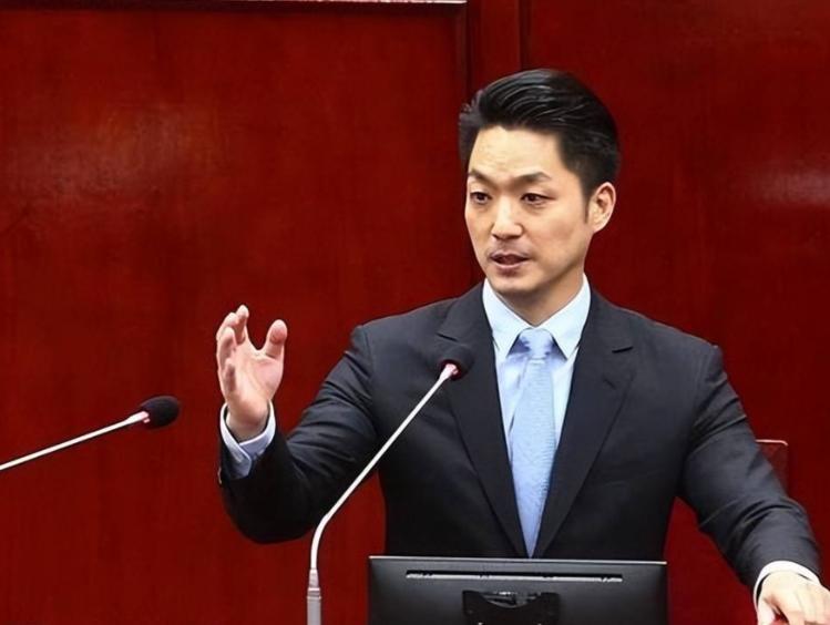 蒋万安连任国民党“少主归位”？国民党这步棋到底是妙手还是昏招？岛内政坛真要变天了