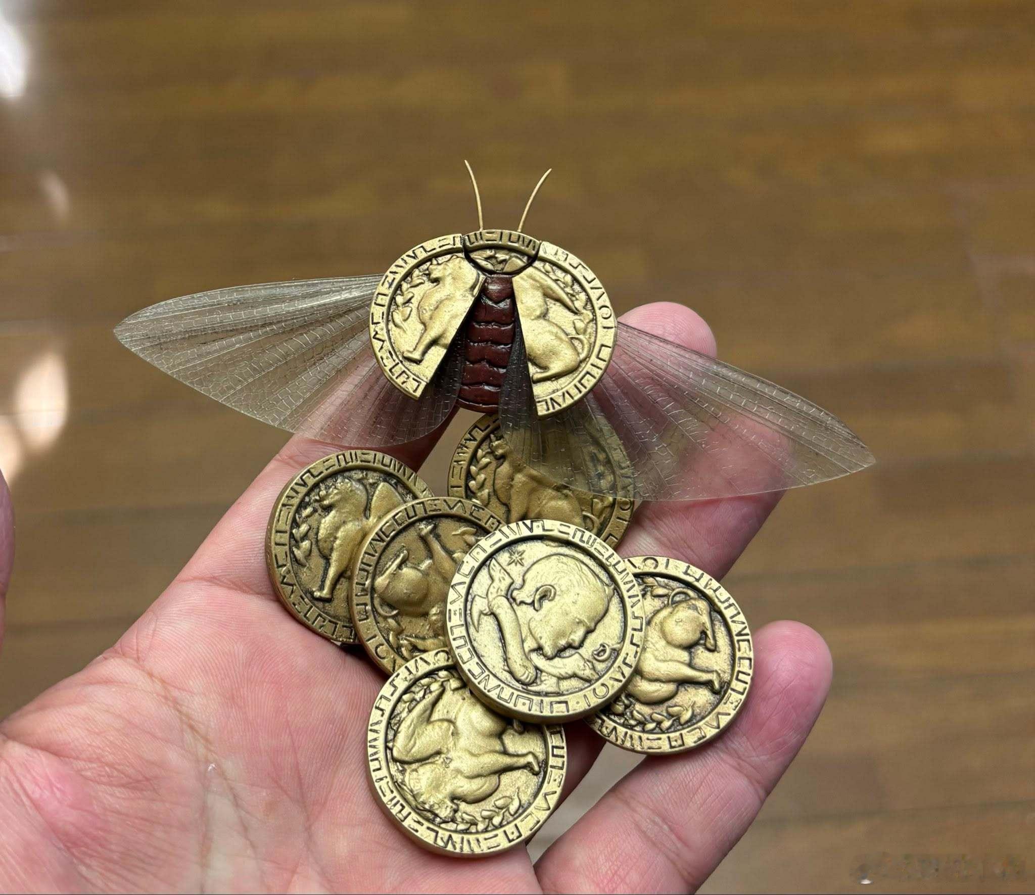 【 迷宫饭的硬币虫 】 