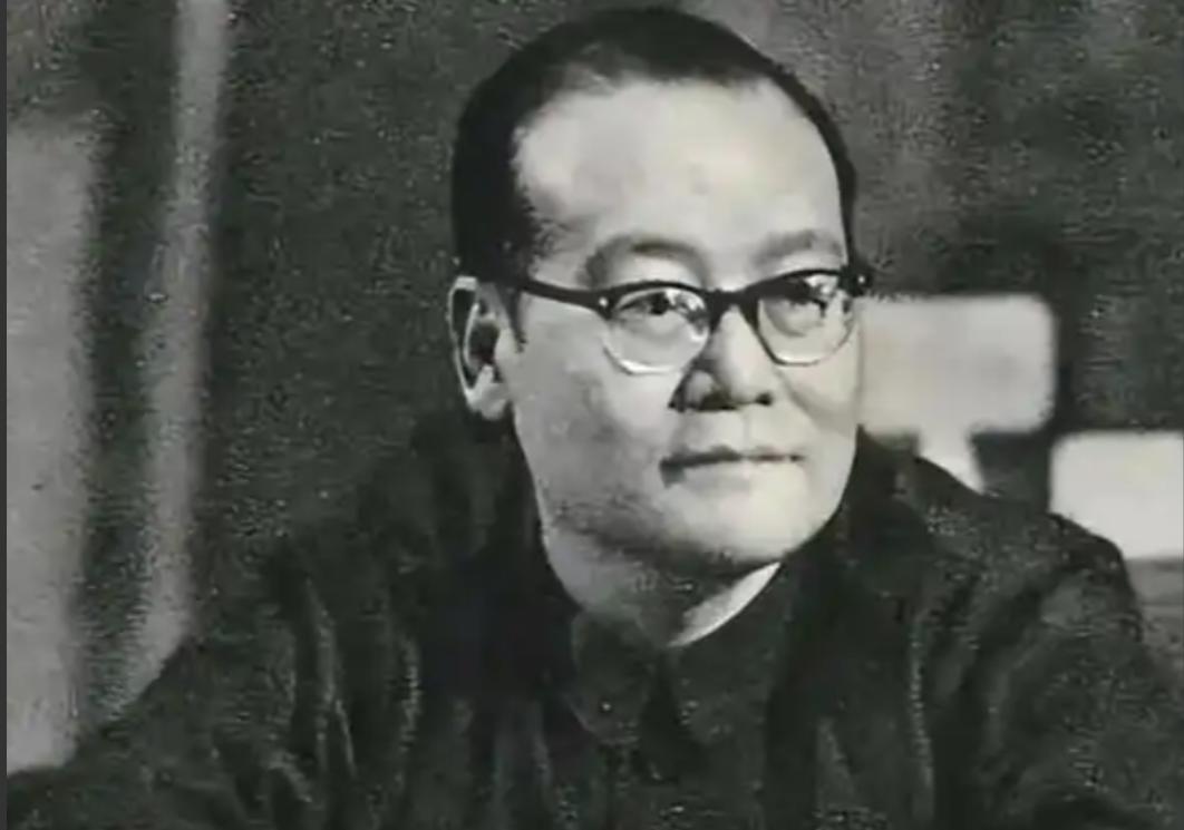 1972年，63军副军长余洪信，因奸污妇女，被连降三级，他气不过，竟在深夜持枪对