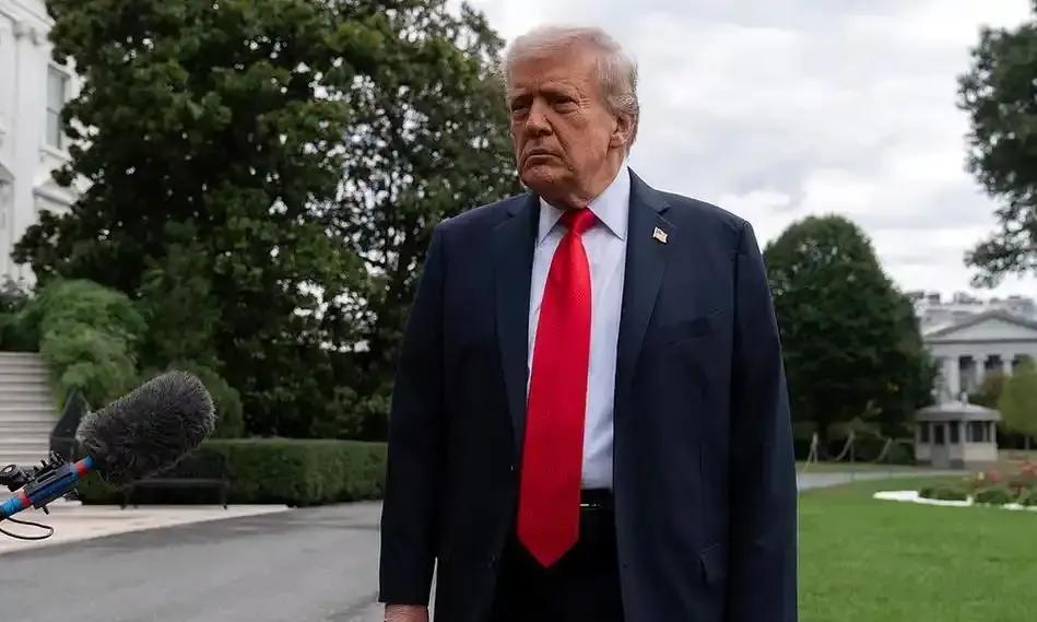 特朗普旧招重演！美国突然大规模增兵，第二个马杜罗即将到来？

3月25日披露的增