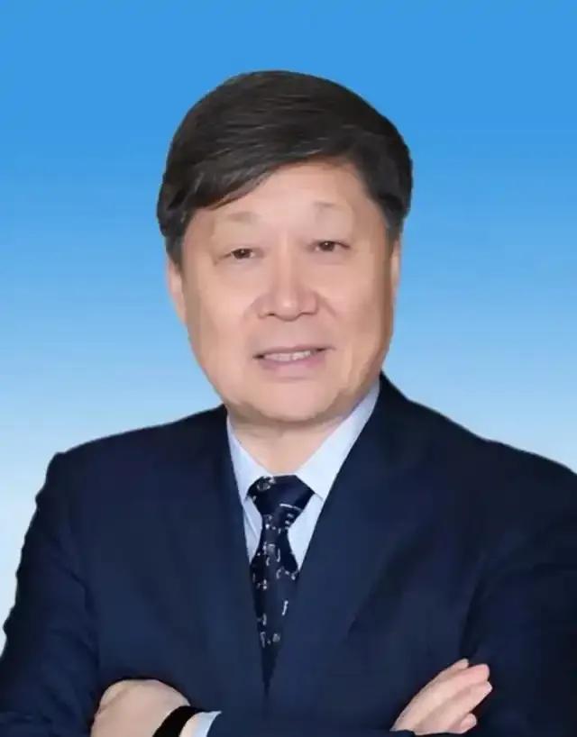 海尔集团对于青岛的贡献：

2024年海尔全球营收突破4016亿元，成为青岛首个