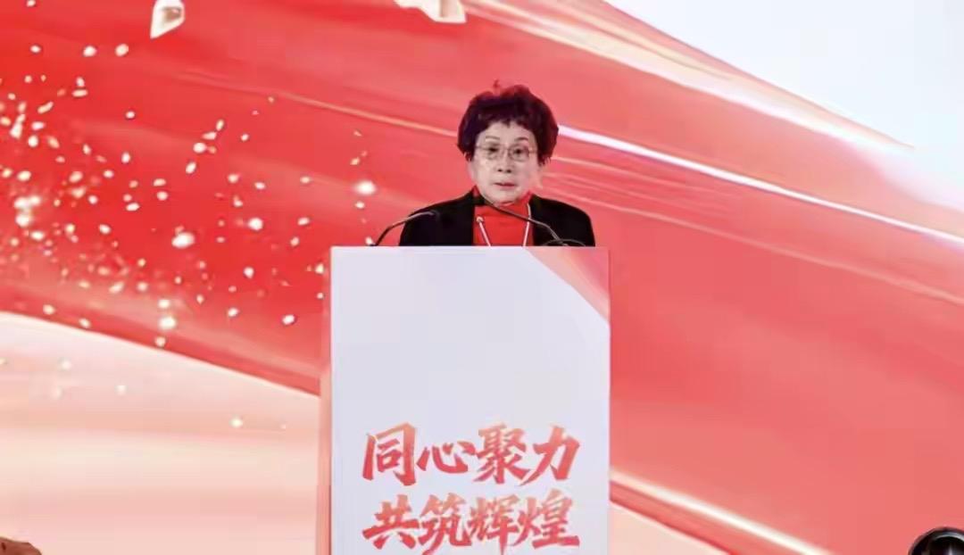 现实版豪门纷争！83岁董事长被女儿女婿提议罢免，刚完成股份继承

红星资本局7月
