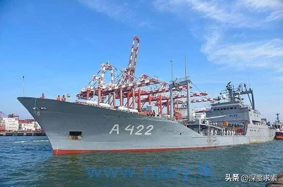 被美军核潜艇击沉的伊朗护卫舰IRIS Dena，还有一艘伴随出访的补给舰——阿巴