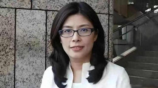 中国该醒醒了！很多人以为，国民党是和平统一的希望。错了。如果你仔细研究郑丽文这次