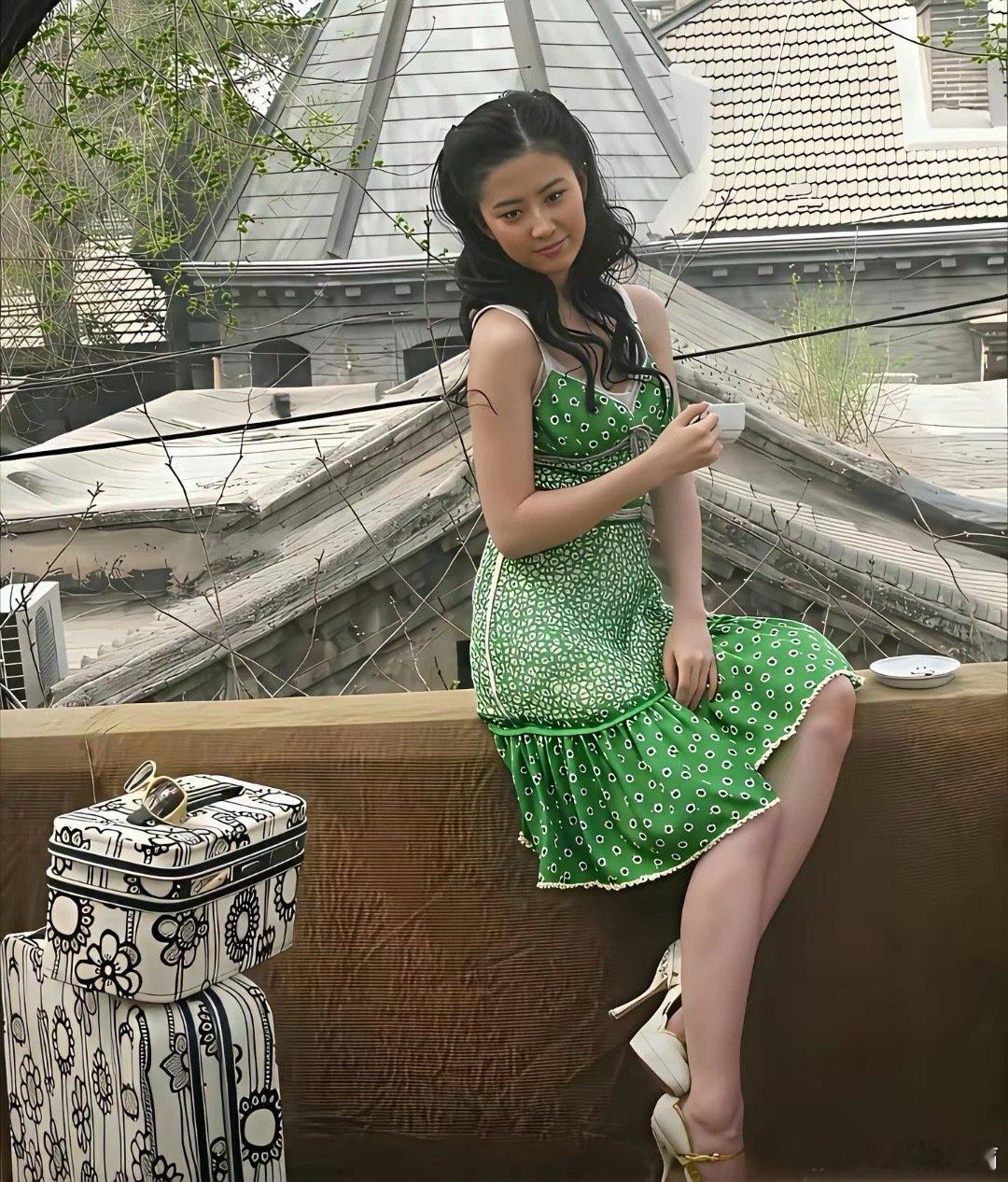 2008年的刘亦菲，没有滤镜没有修图 
