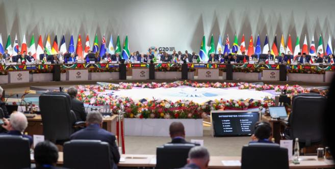 11月22日，在南非的二十国集团峰会已经正式开始召开了，虽然还没有进行合影，但从