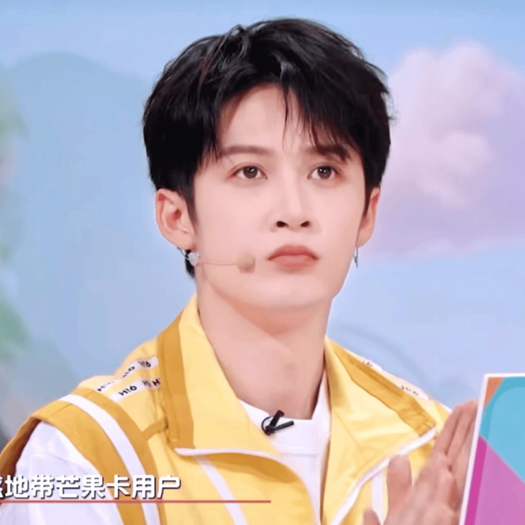 宝宝在幼儿园记得好好听老师的话妈咪会想你的🥺🤲🏻T^T ​​​