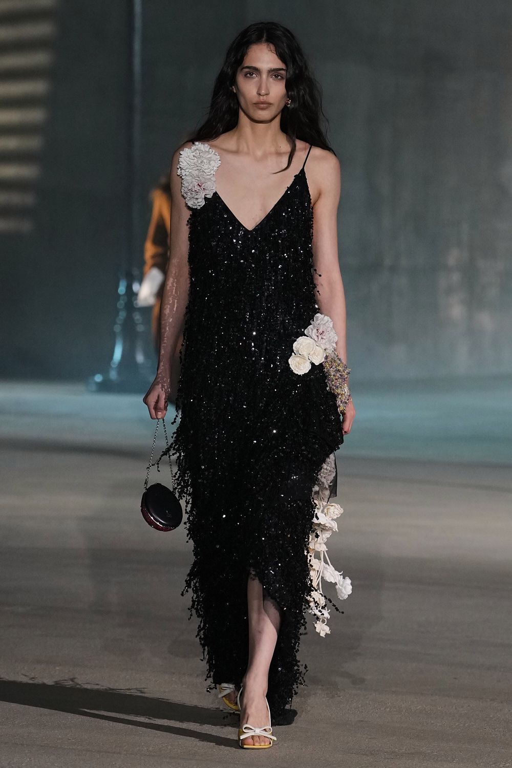 DIOR 2027 早春系列裙装 Look 前瞻  ～  💃 