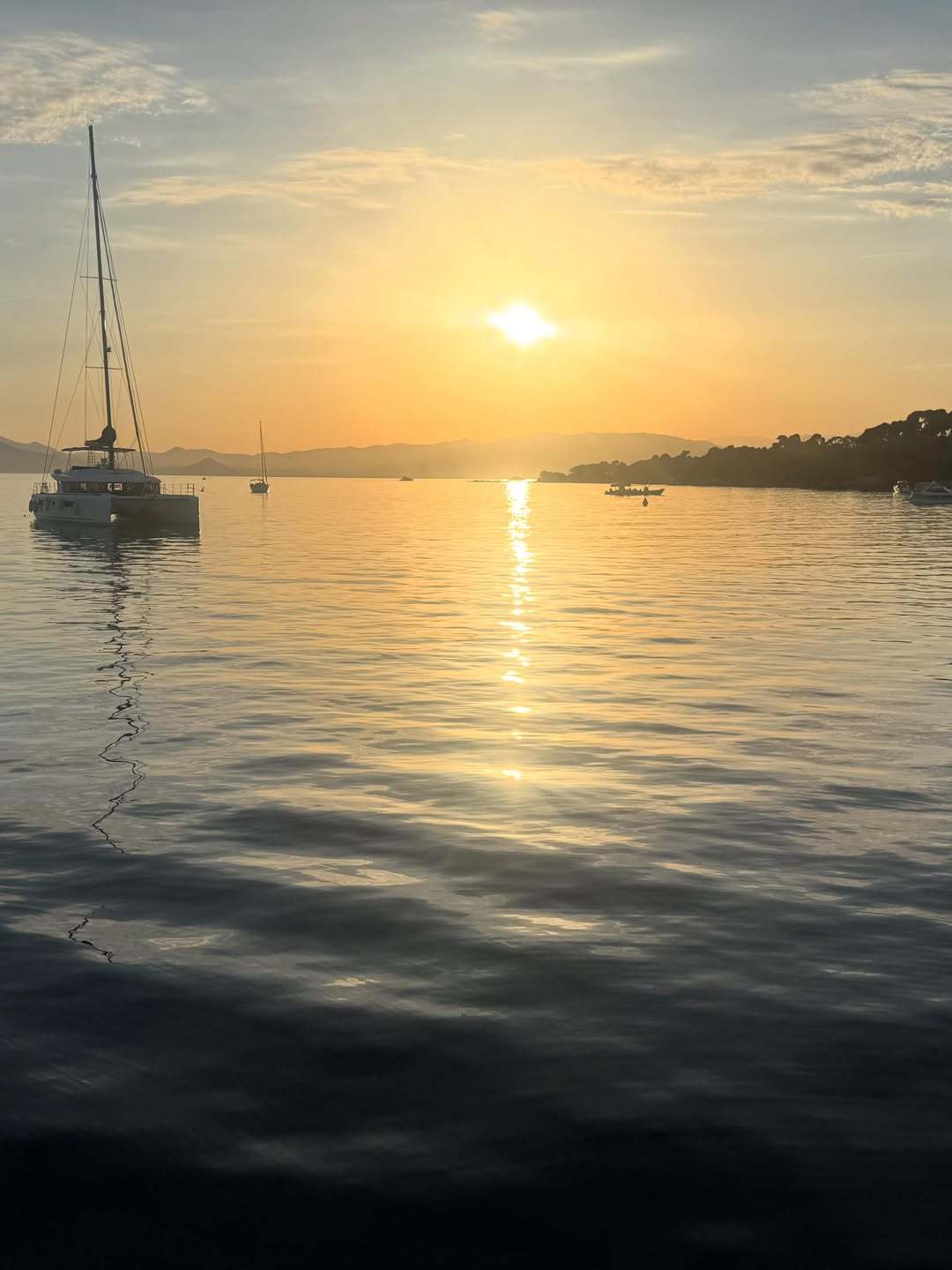 💪🏻今天是高考 的最后一天，大家加油！🏖️今天过后就可以享受贝林厄姆同款松