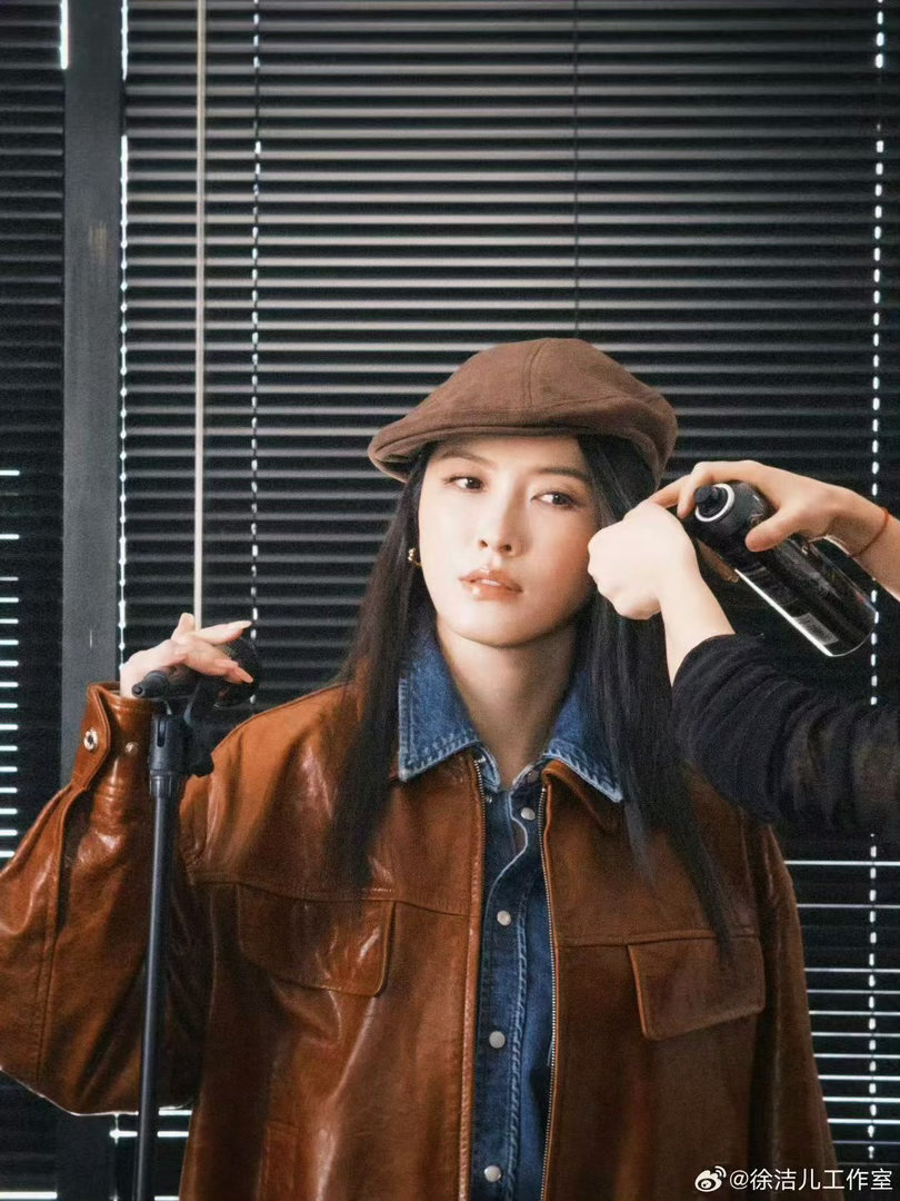 徐洁儿发文感谢王俊凯徐洁儿发文回应王俊凯送考 徐洁儿发文感谢王俊凯，回应王俊凯送