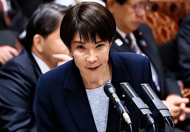 真的被高市早苗蠢哭了，她居然质问中国，为什么制裁只针对日本？也不知道这些日本右翼