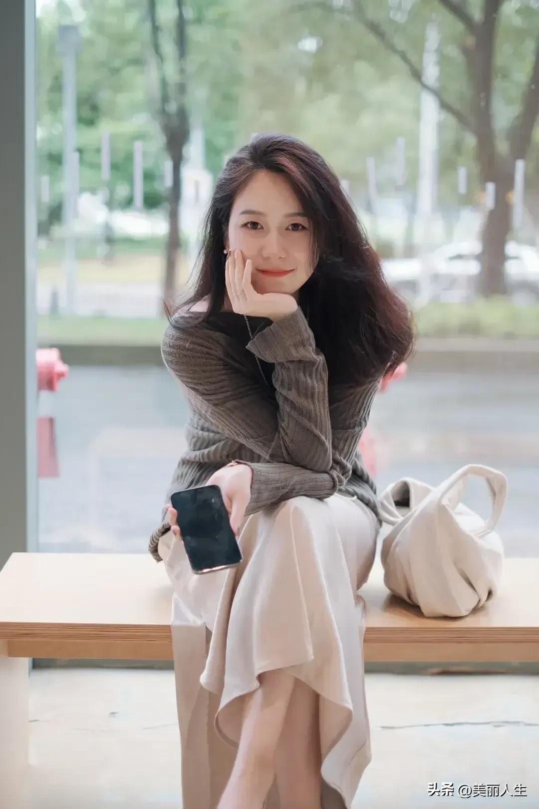 大吉大利今晚吃虫和老鼠[流泪]