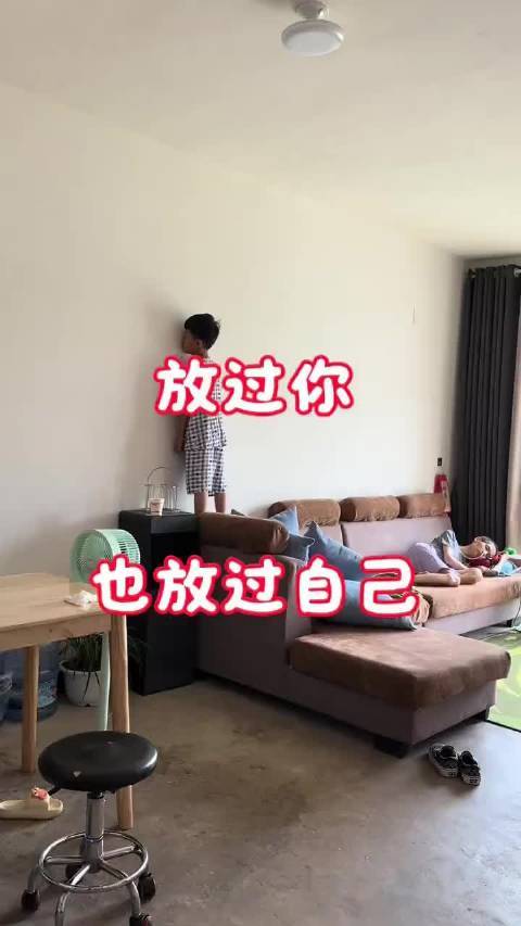 人类幼崽暑假写作业真实现状 ​​​