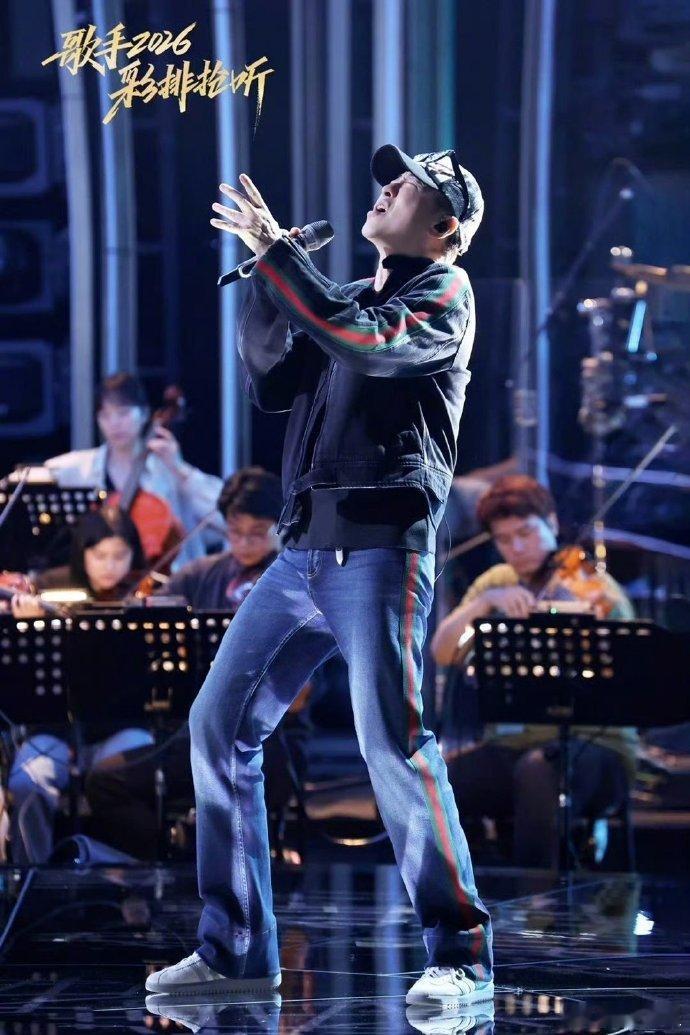 歌手2026同期在播音综开分TOP1歌手直播 齐豫的嗓音自带岁月温柔，一曲橄榄树