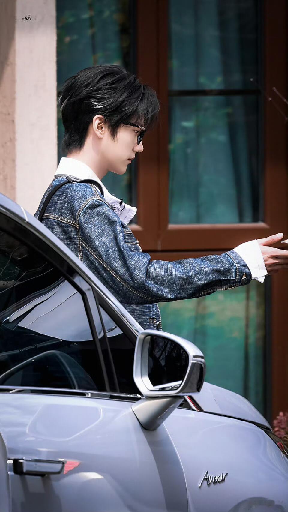 周柯宇吴彦祖演哪吒敖丙这段真的越看越上头！周柯宇与吴彦祖搭档哪吒敖丙，眼神戏、情