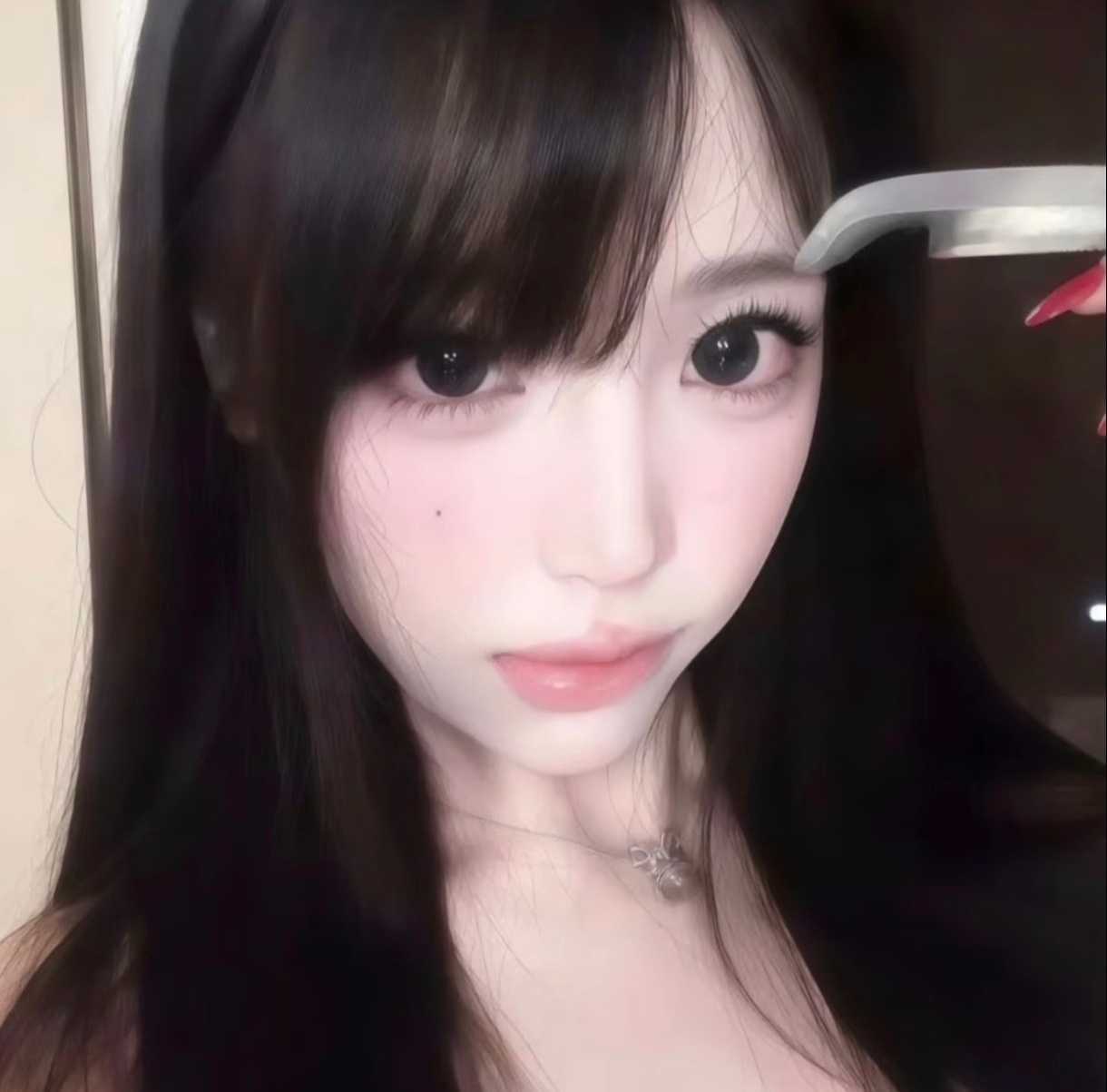 WeChat｜头像分享｜女生头像清冷成熟感高质女头ins风生命是一颗长满了可能的