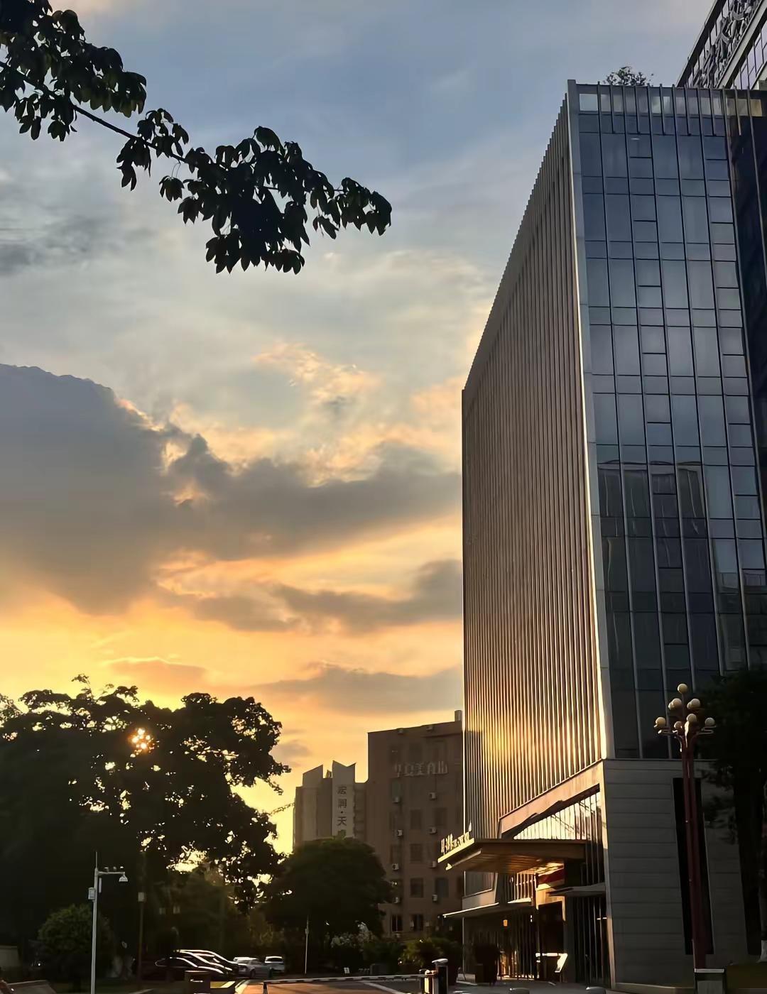 最喜欢什么时候的华夏呢？中职 初三考不上高中怎么办 考不上高中上什么学校最合适 