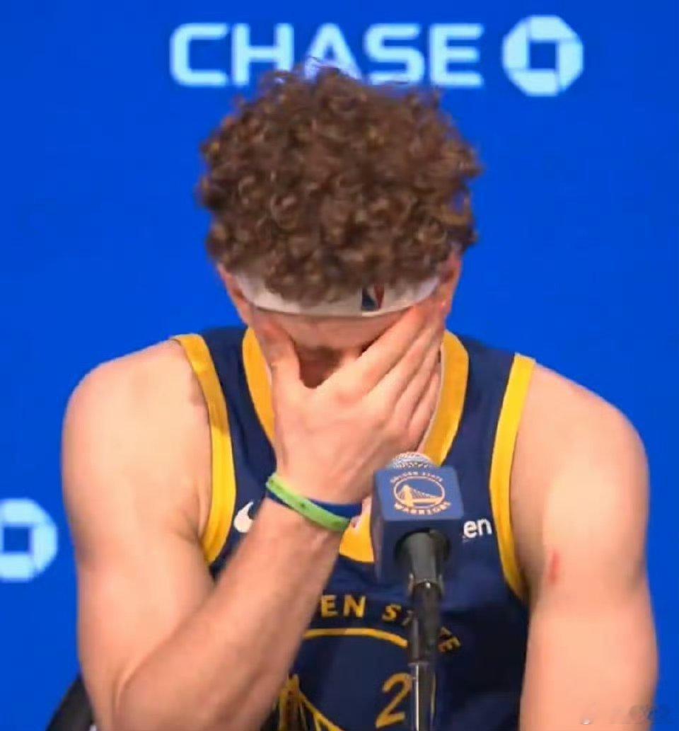 库明加0/5，穆迪0/3，波杰0/2，还接班库里，卖都卖不出去。 