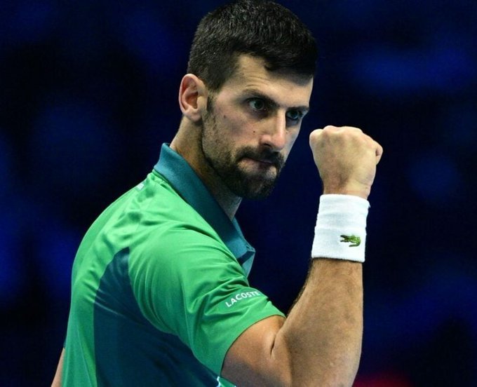 德约在雅典站76/61送走塔比洛，避免了对其三连败的命运。德约内心OS：我是不会