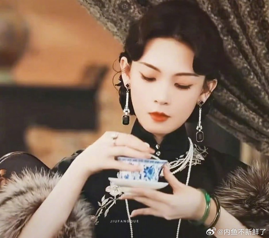 陈瑶天选霍仙姑的权威陈瑶既有民国贵女的温婉雅致，又有伶俐的气场，外形气质双双贴合