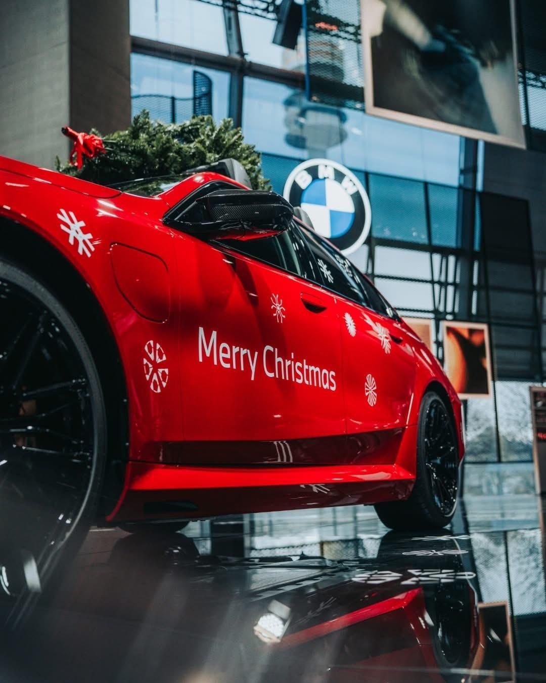 圣诞🎄喜庆🎁氛围🧸拉满红色❤️❤️❤️宝马M5