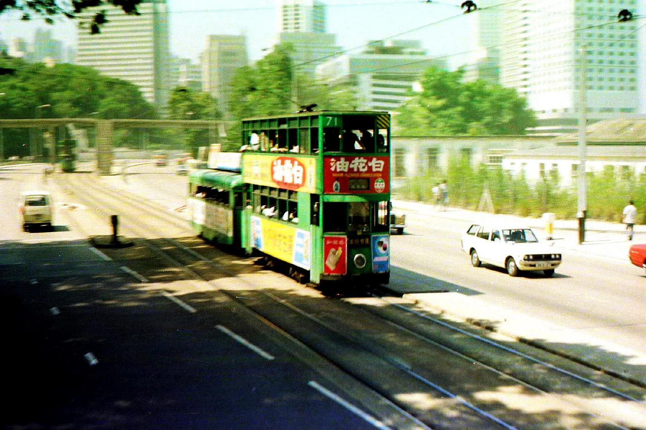 有轨电车，香港，1977年摄。 ​​​