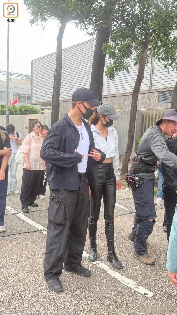 回復單身的無綫小生朱敏瀚（朱仔），與「長腿女神」劉穎鏇再組螢幕CP，在秘密拍攝的