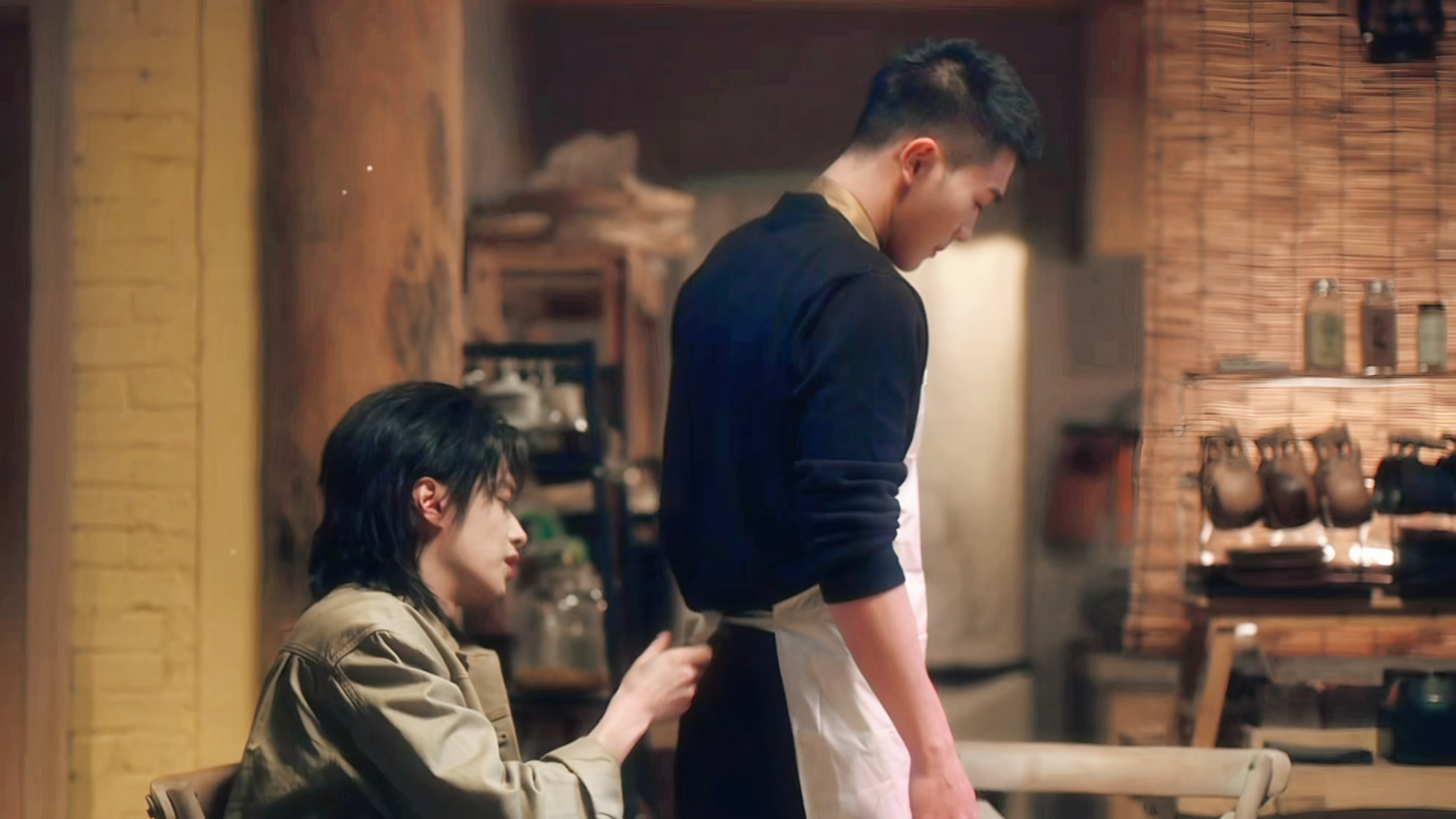 春山境的导演很会拍细节🙌这一段也没什么谈不谈的，就是很平常的一天，许徜徉走过去