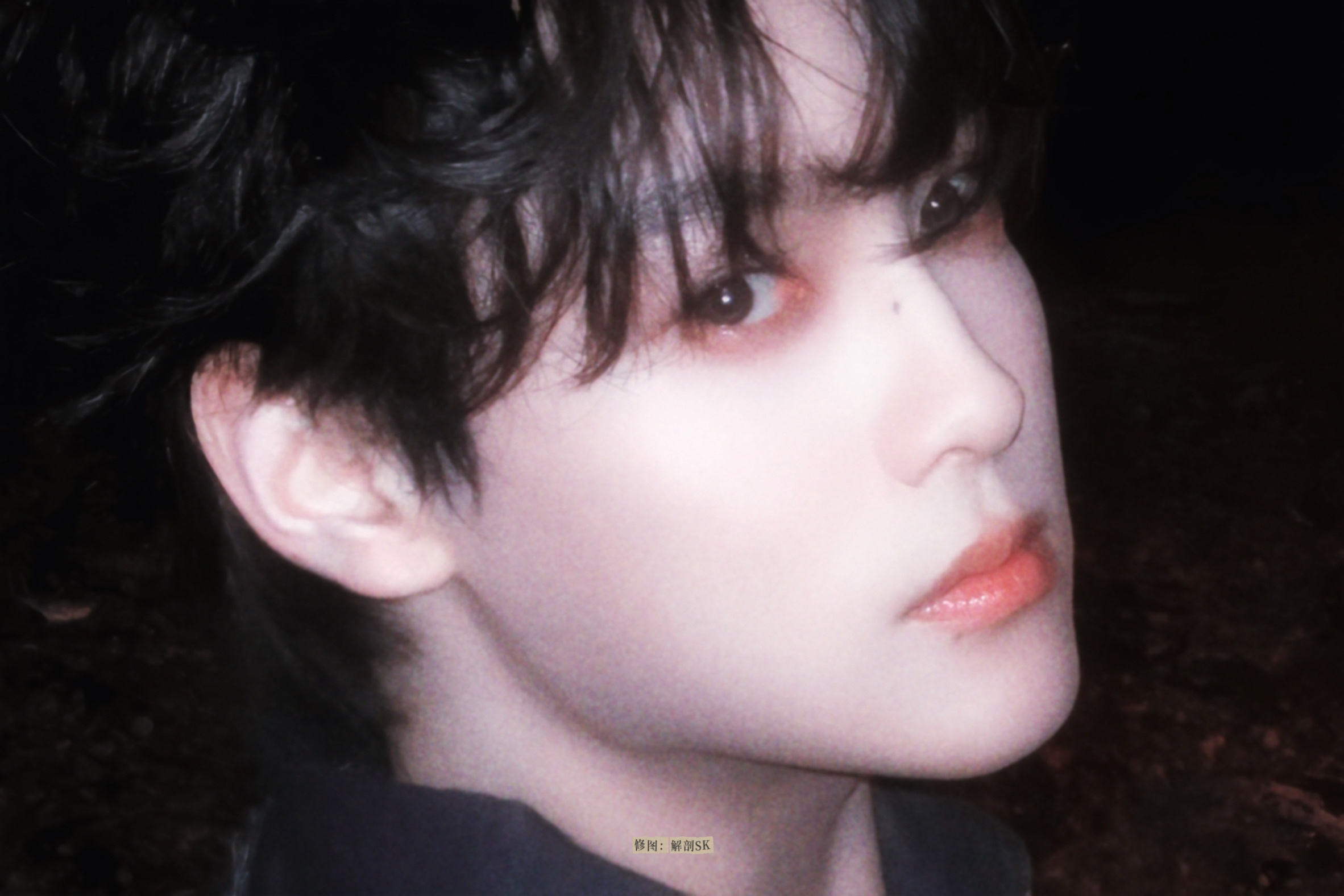 “横构图是对竖屏时代的抵抗” 