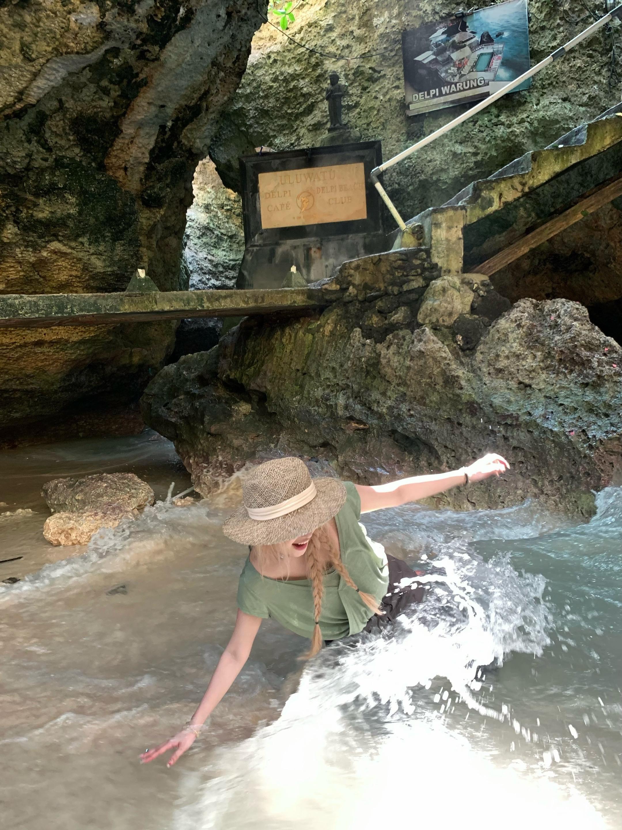 喜欢自己 比喜欢这个世界重要