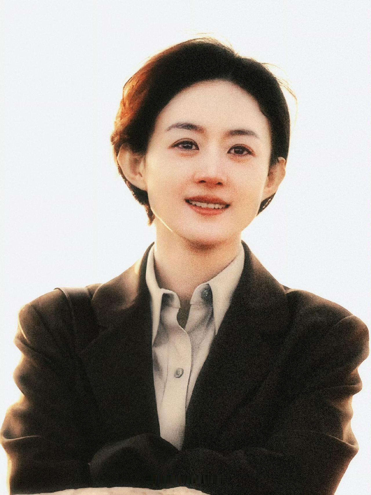 冬日里的女主角赵丽颖 [大笑]